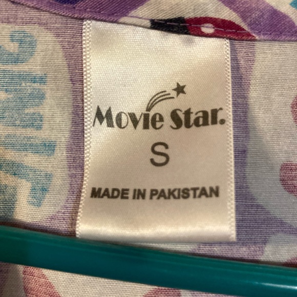 Scrub top movie star brand size small - Picture 2 of 3